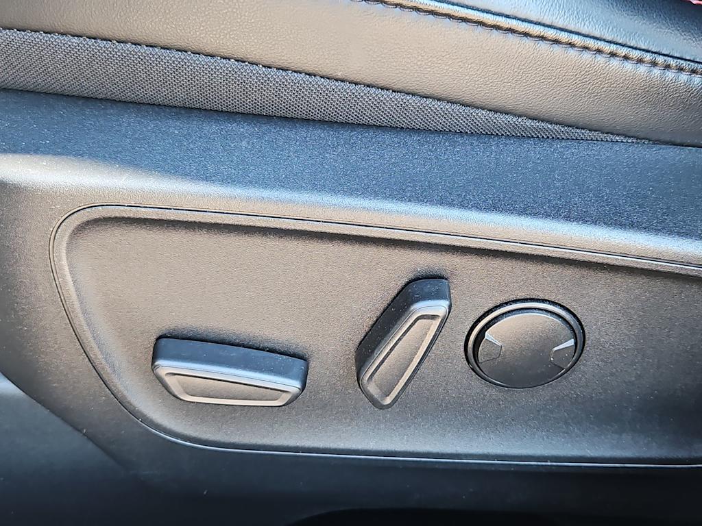 Thumbnail: 2023 Ford Escape - 25