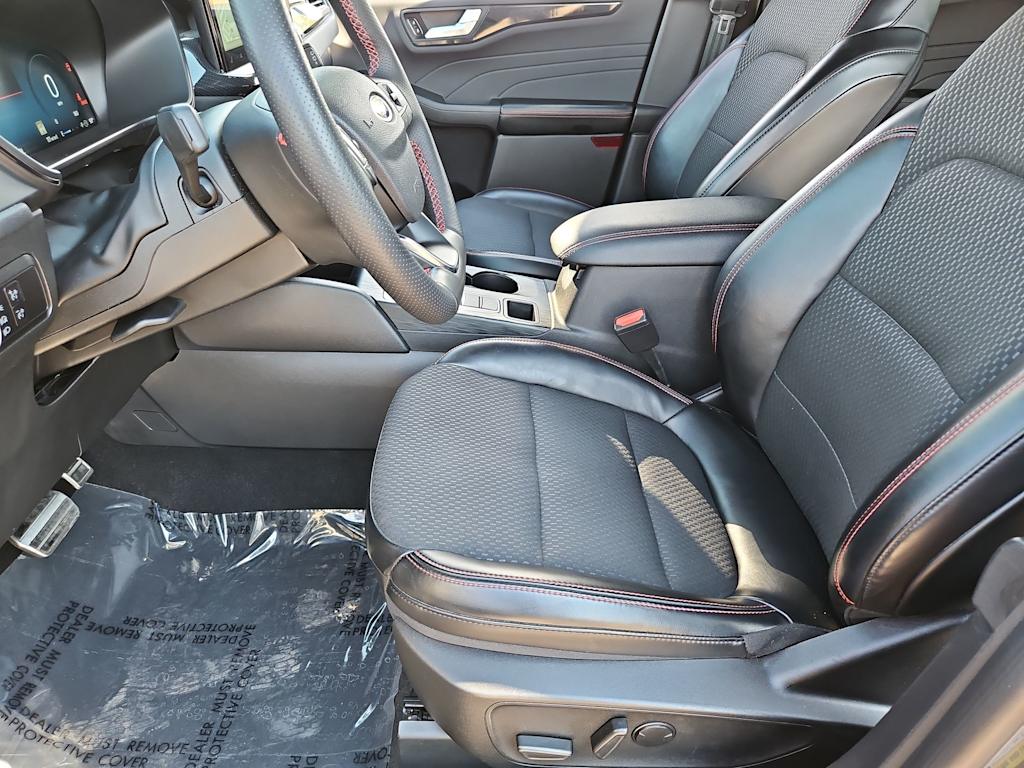 Thumbnail: 2023 Ford Escape - 11