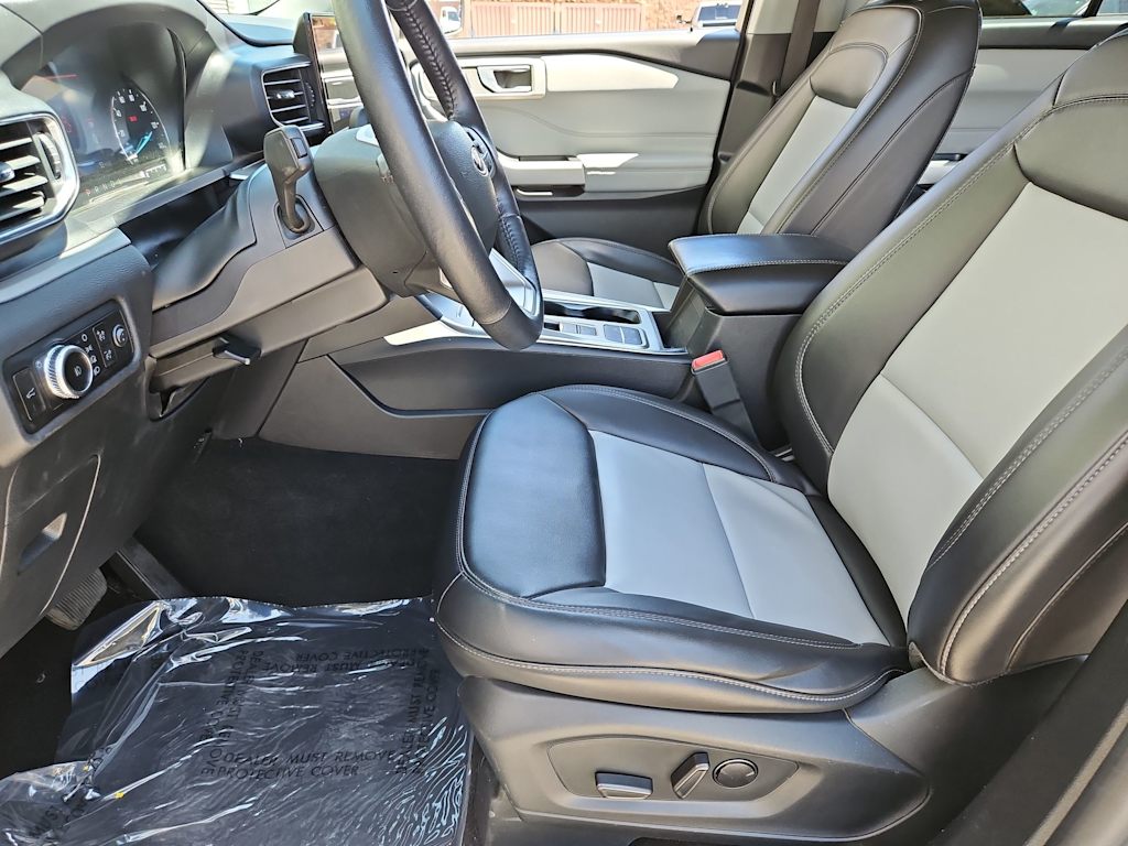 Thumbnail: 2023 Ford Explorer - 11