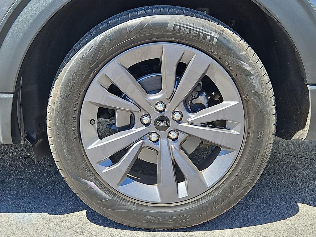 Thumbnail: 2023 Ford Explorer - 8