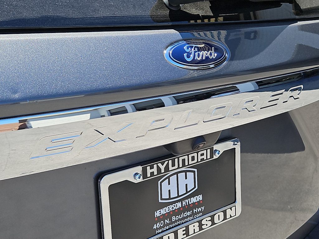 Thumbnail: 2023 Ford Explorer - 25