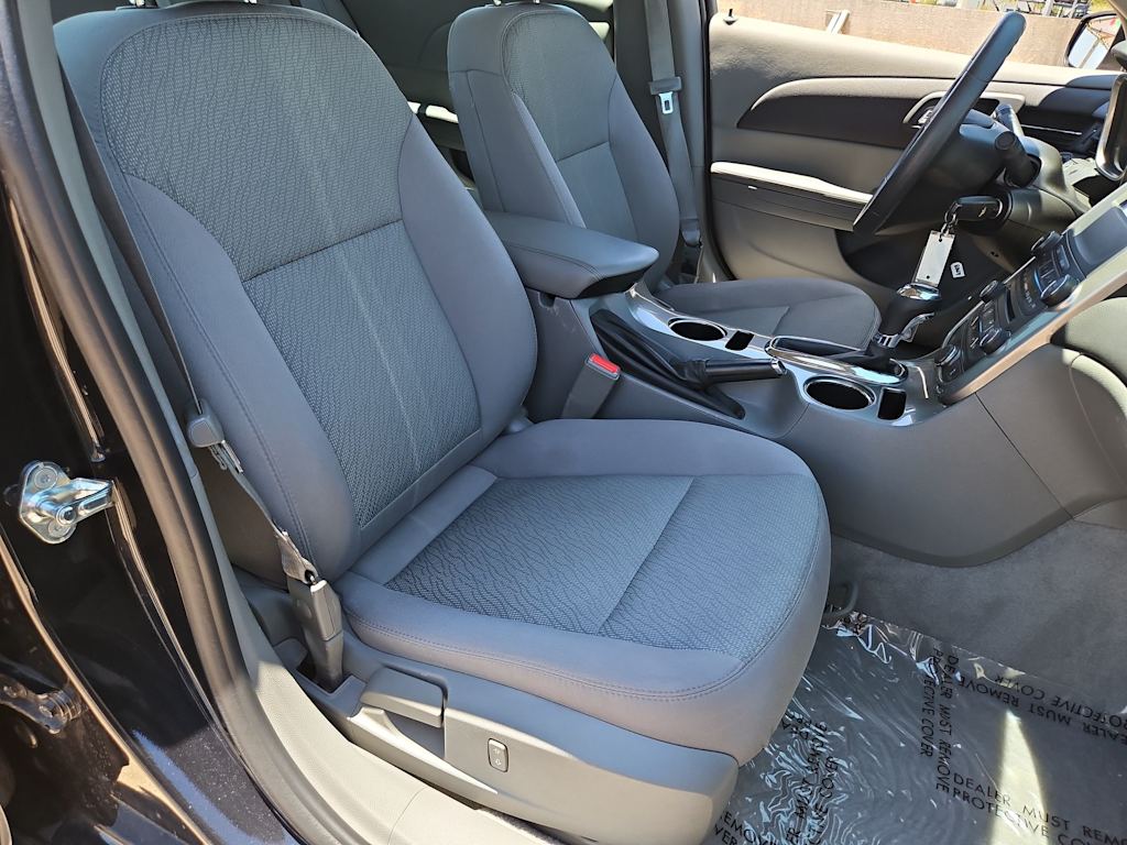 Thumbnail: 2015 Chevrolet Malibu - 27