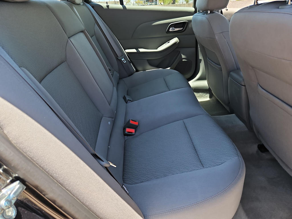 Thumbnail: 2015 Chevrolet Malibu - 26