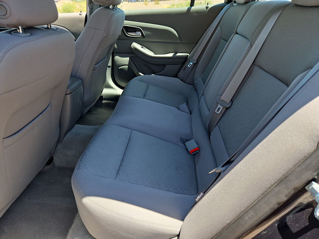 Thumbnail: 2015 Chevrolet Malibu - 12