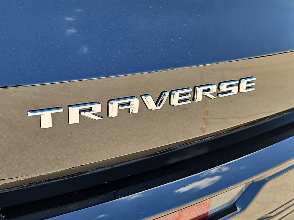 Thumbnail: 2025 Chevrolet Traverse - 7