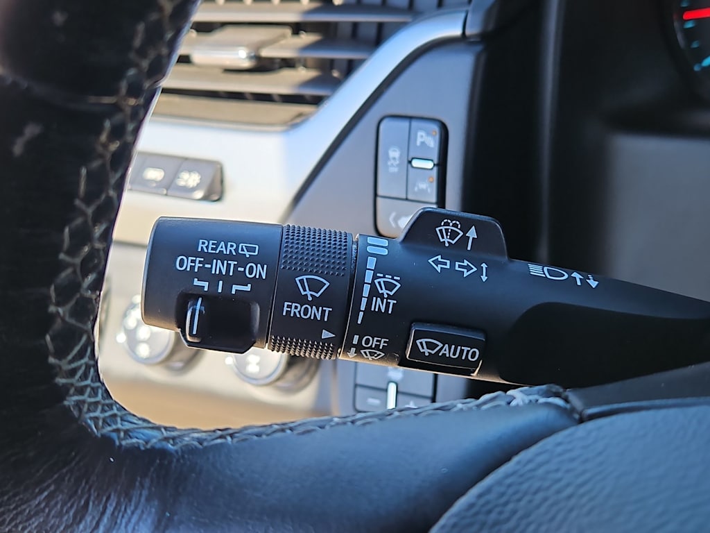 Thumbnail: 2019 Chevrolet Tahoe - 31