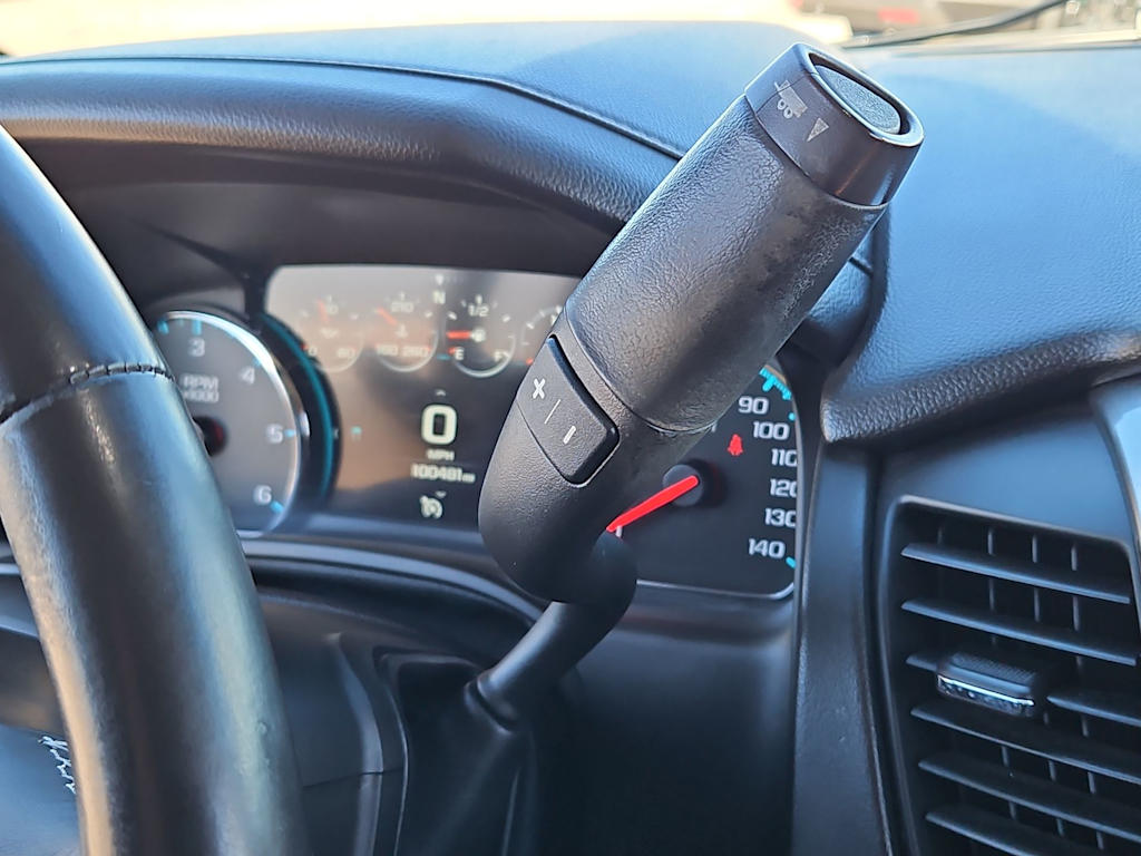 Thumbnail: 2019 Chevrolet Tahoe - 36