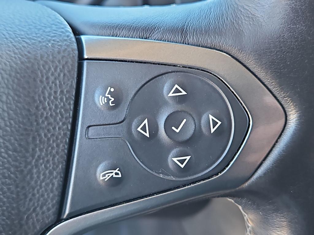 Thumbnail: 2019 Chevrolet Tahoe - 30