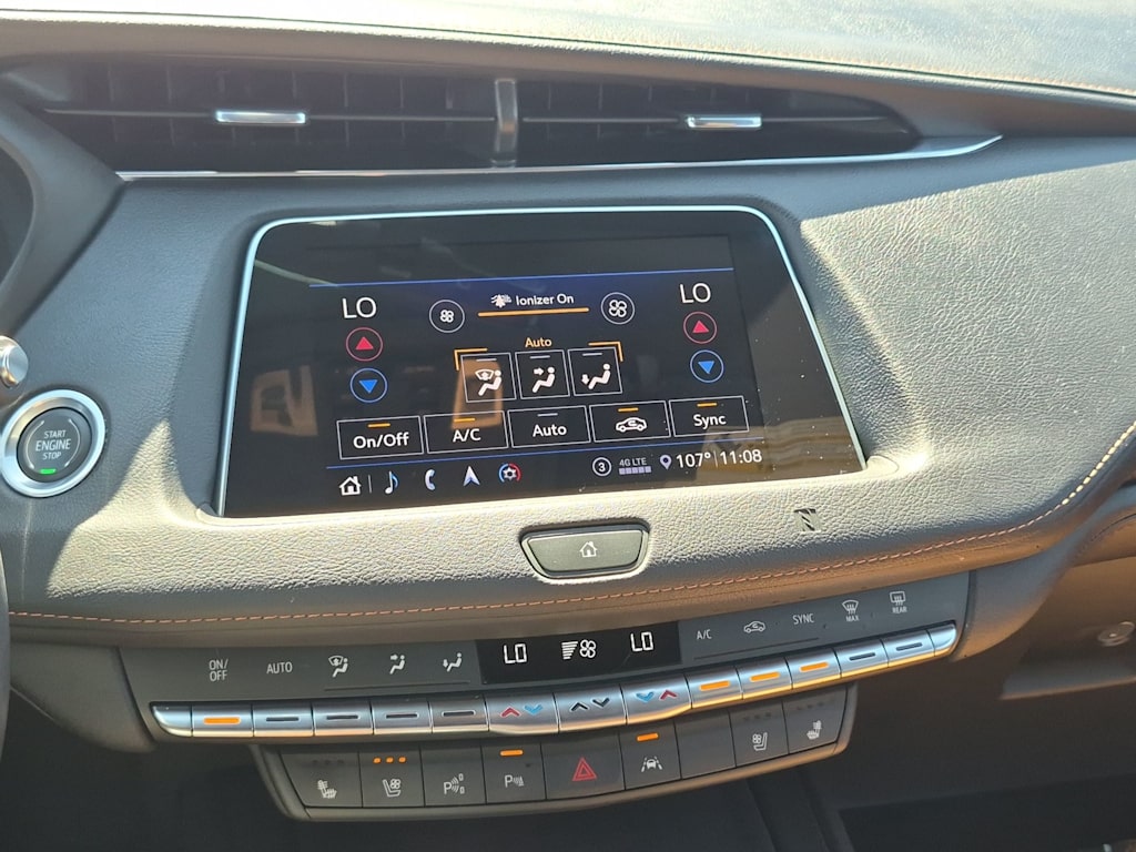 Thumbnail: 2020 Cadillac XT4 - 15