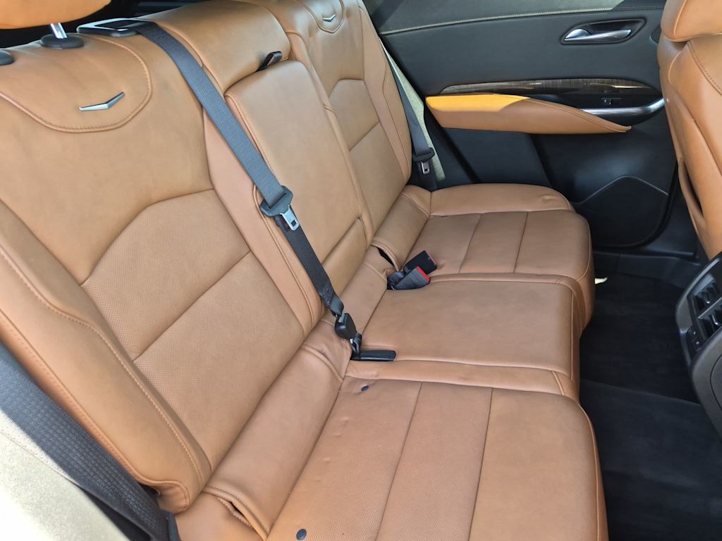 Thumbnail: 2020 Cadillac XT4 - 27