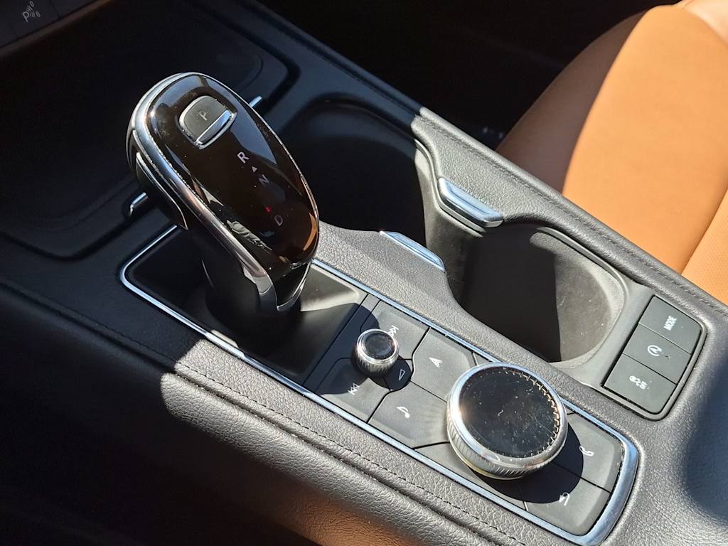 Thumbnail: 2020 Cadillac XT4 - 33