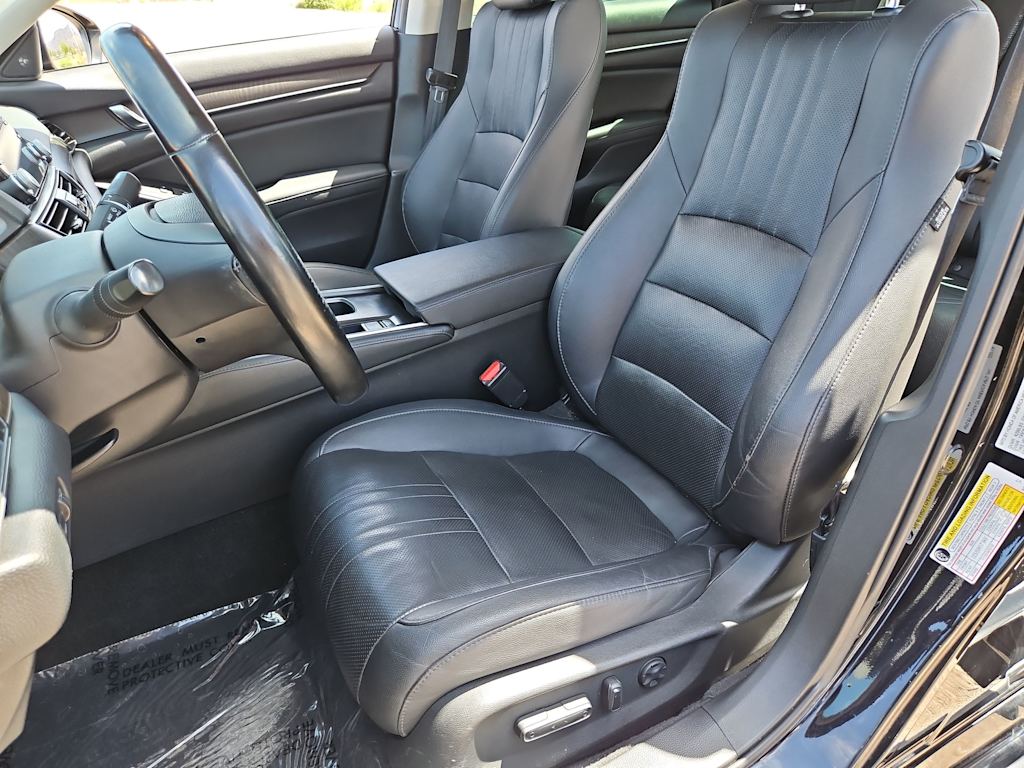 Thumbnail: 2019 Honda Accord - 10