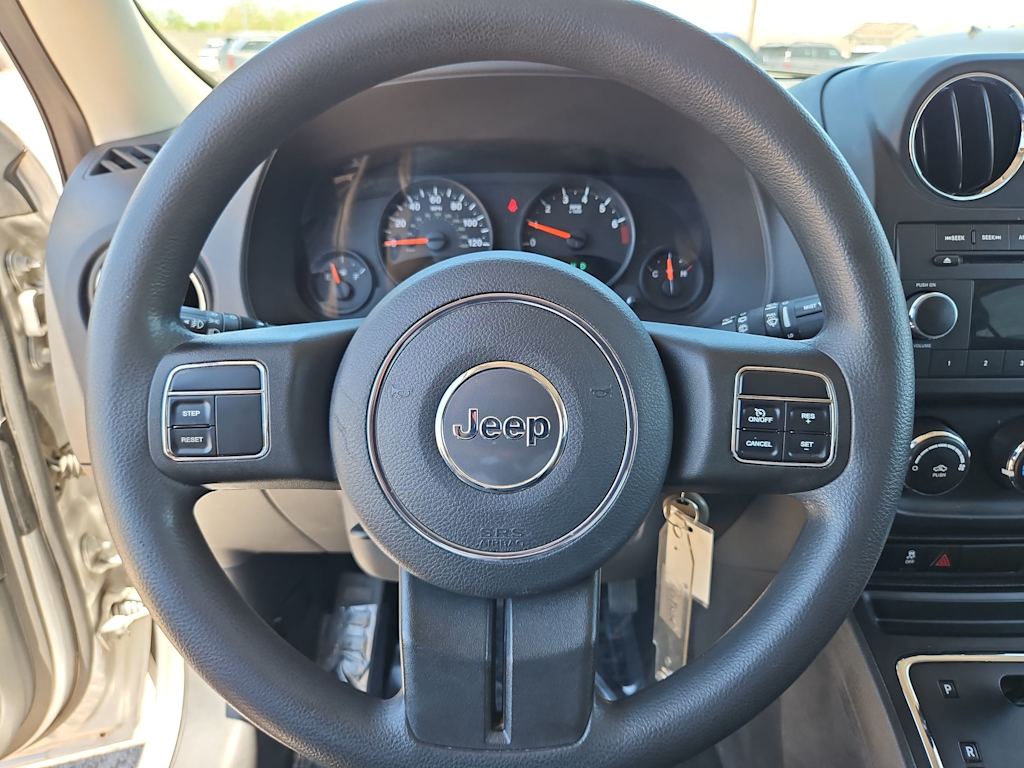 Thumbnail: 2011 Jeep Patriot - 14