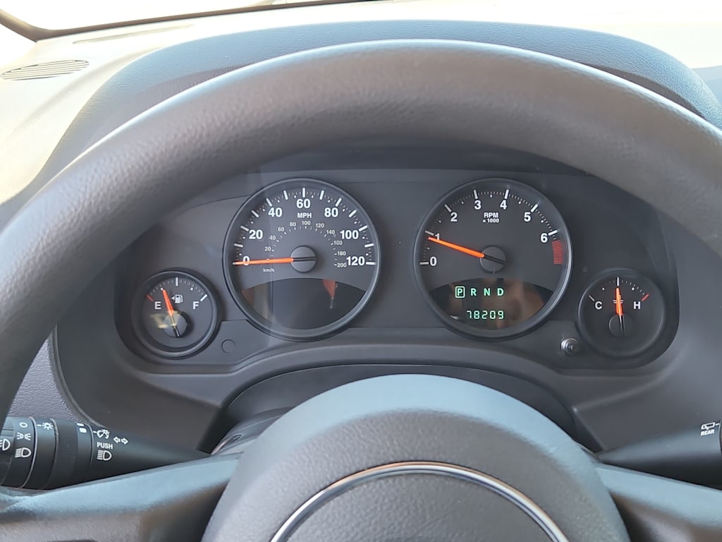 Thumbnail: 2011 Jeep Patriot - 17