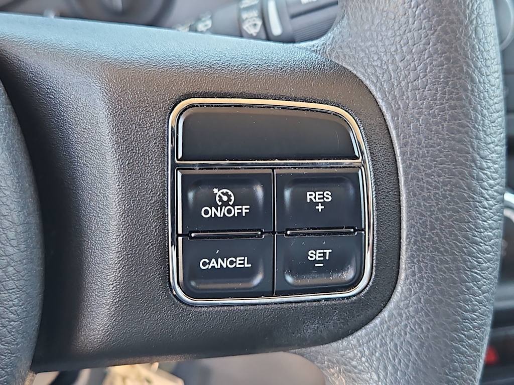 Thumbnail: 2011 Jeep Patriot - 30
