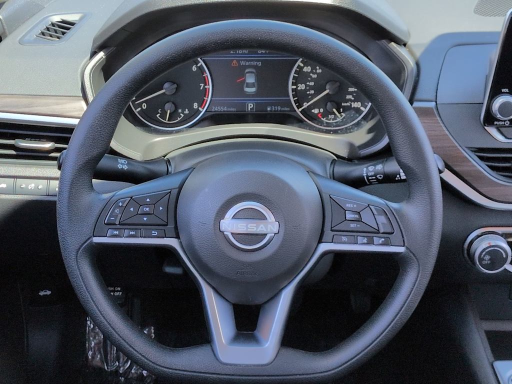 Thumbnail: 2025 Nissan Altima - 13