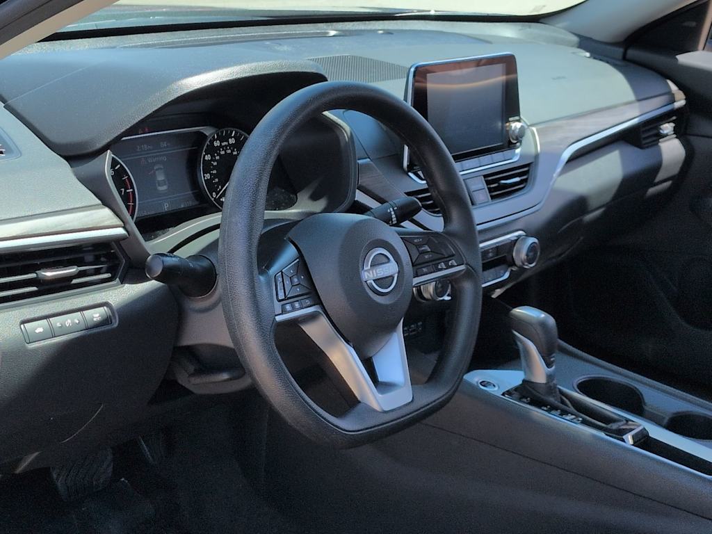 Thumbnail: 2025 Nissan Altima - 2