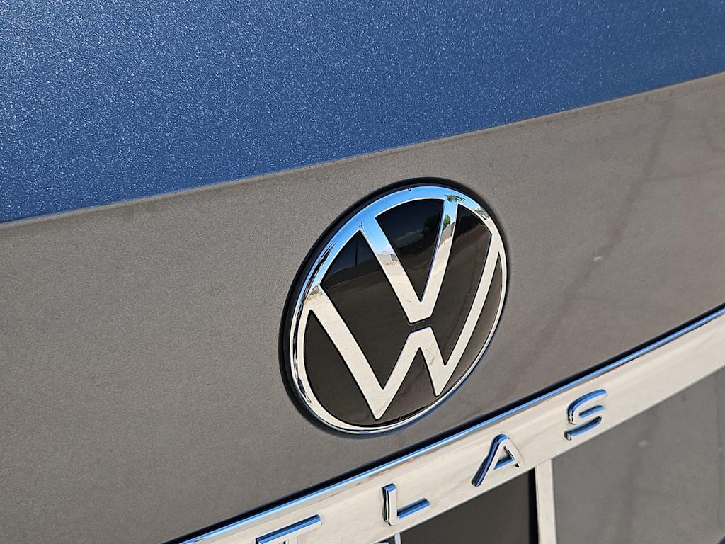 Thumbnail: 2022 Volkswagen Atlas - 7