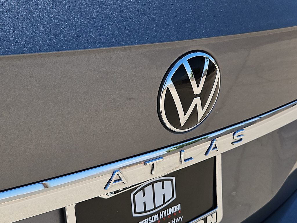Thumbnail: 2022 Volkswagen Atlas - 25