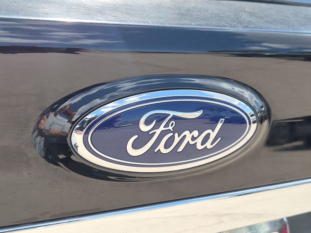 Thumbnail: 2019 Ford Edge - 7