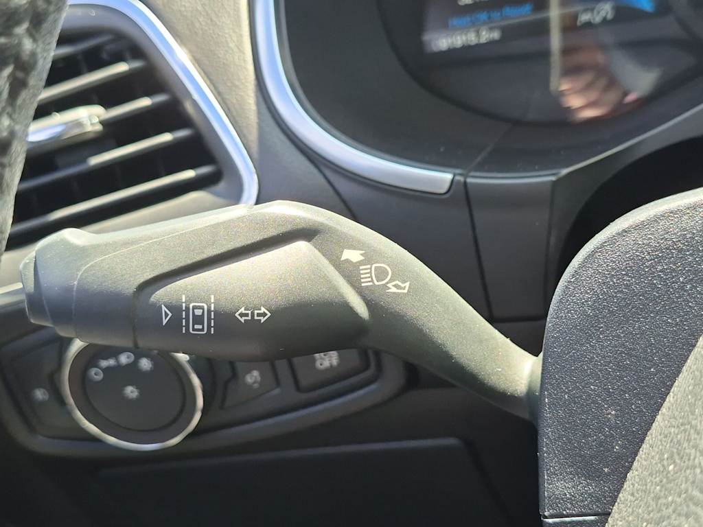 Thumbnail: 2019 Ford Edge - 31
