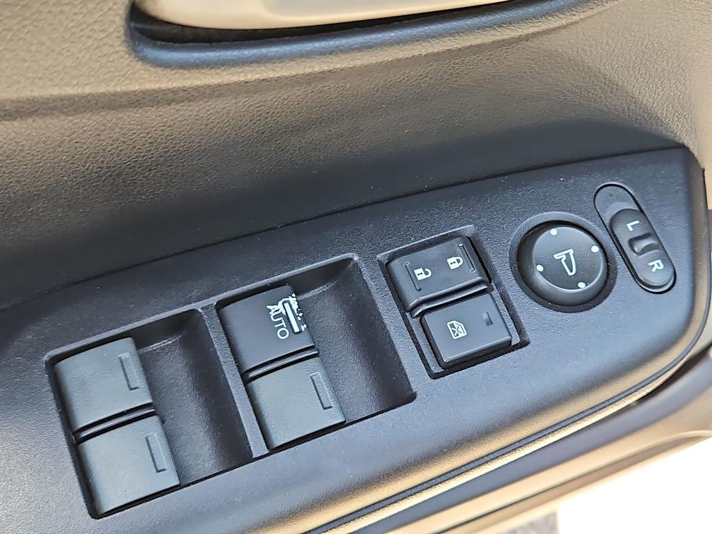 Thumbnail: 2014 Honda Civic - 25