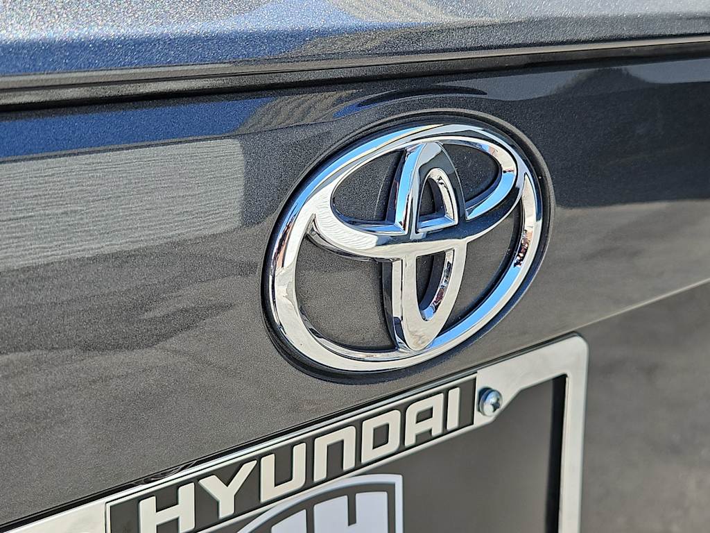 Thumbnail: 2023 Toyota RAV4 - 7
