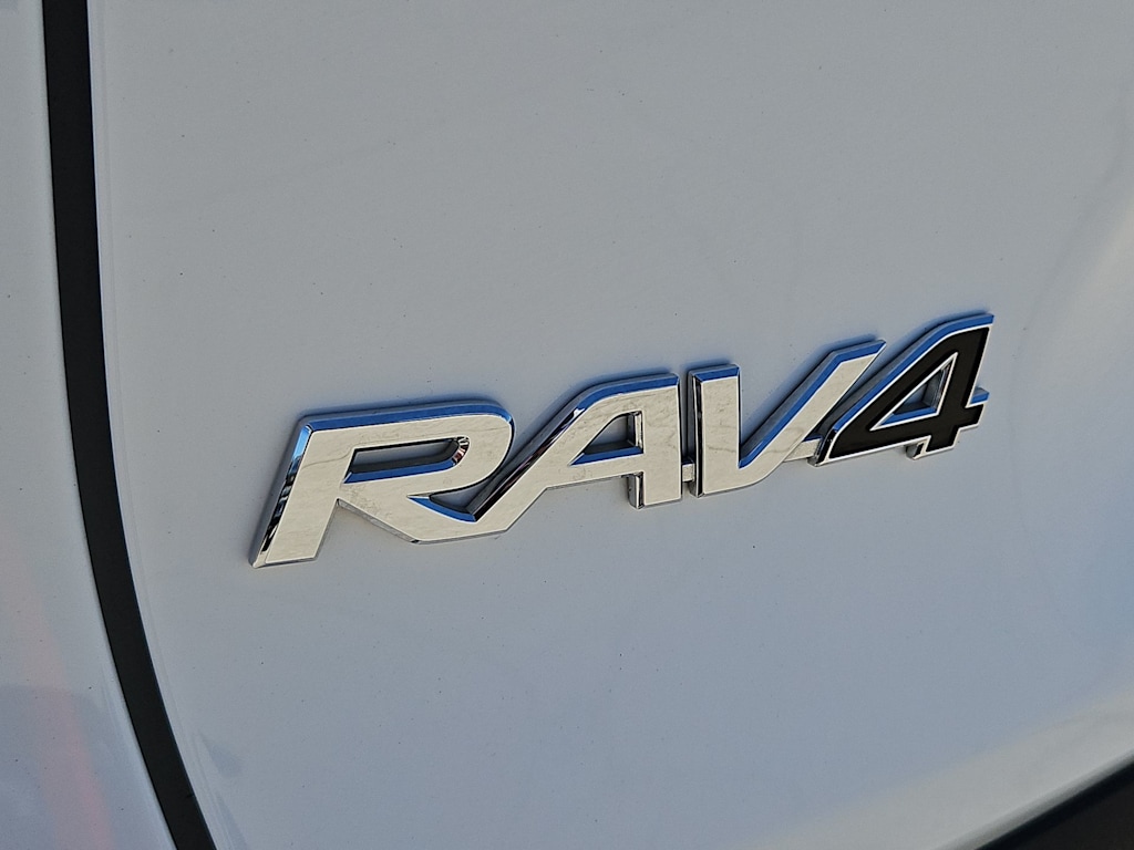 Thumbnail: 2024 Toyota RAV4 - 25