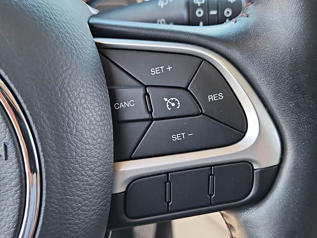Thumbnail: 2018 Jeep Compass - 30