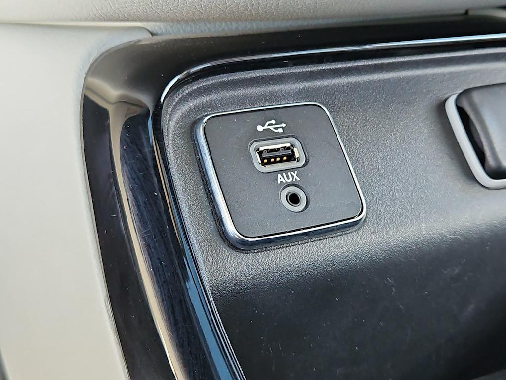 Thumbnail: 2018 Jeep Compass - 36