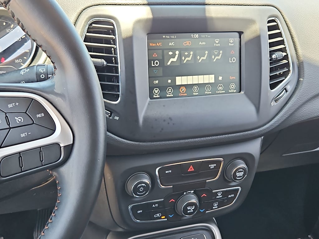 Thumbnail: 2020 Jeep Compass - 15