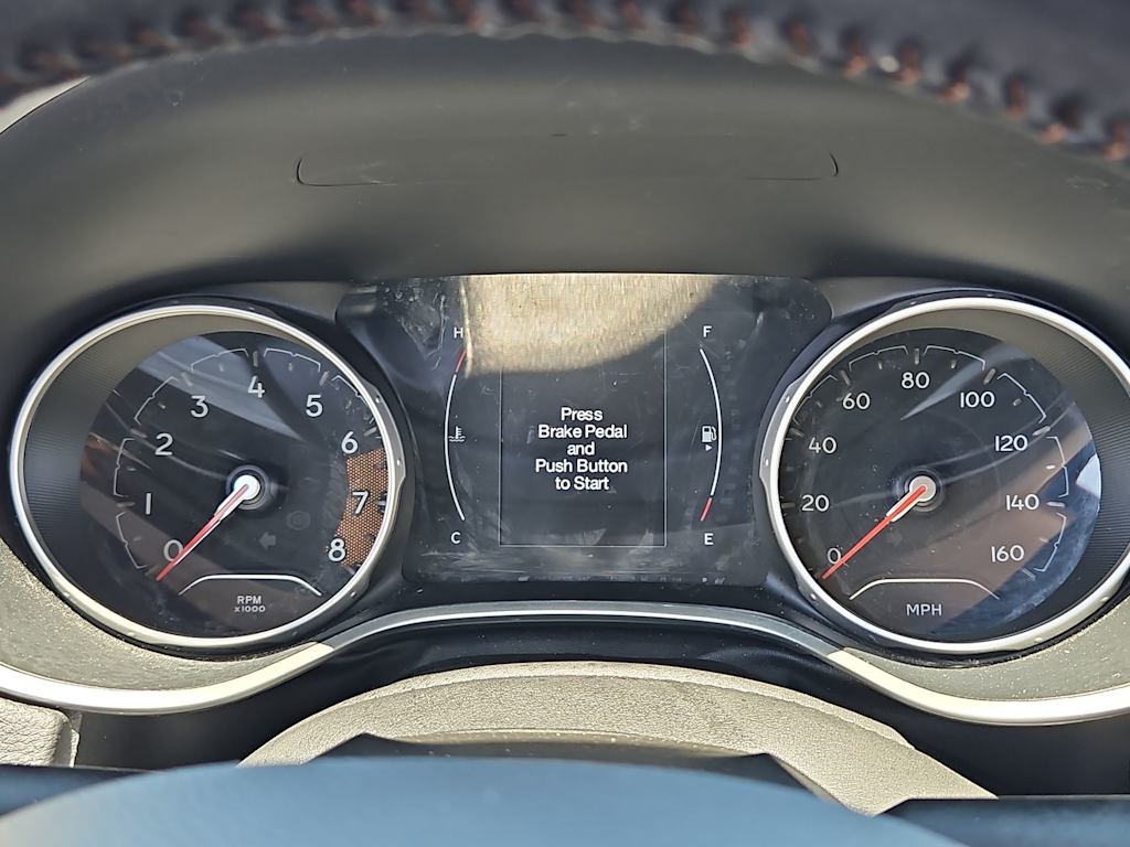 Thumbnail: 2020 Jeep Compass - 17