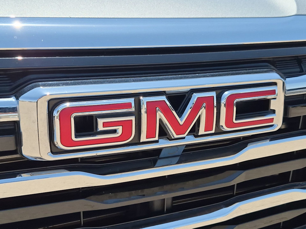 Thumbnail: 2025 GMC Terrain - 24