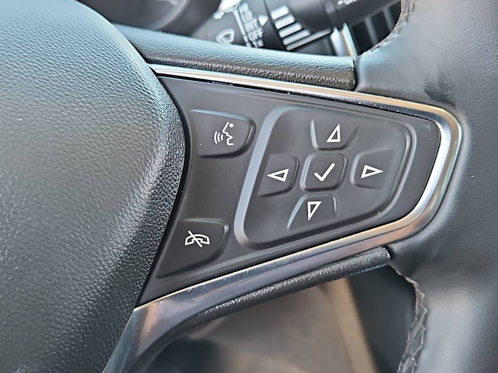 Thumbnail: 2024 Chevrolet Equinox - 30