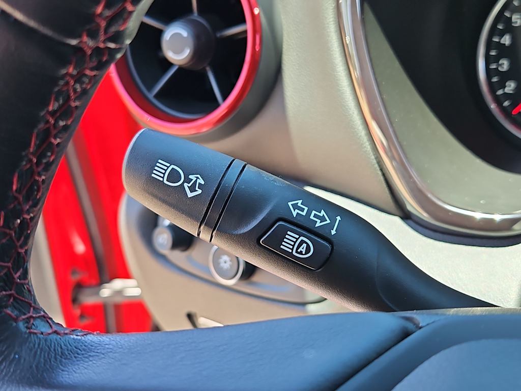 Thumbnail: 2020 Chevrolet Blazer - 29