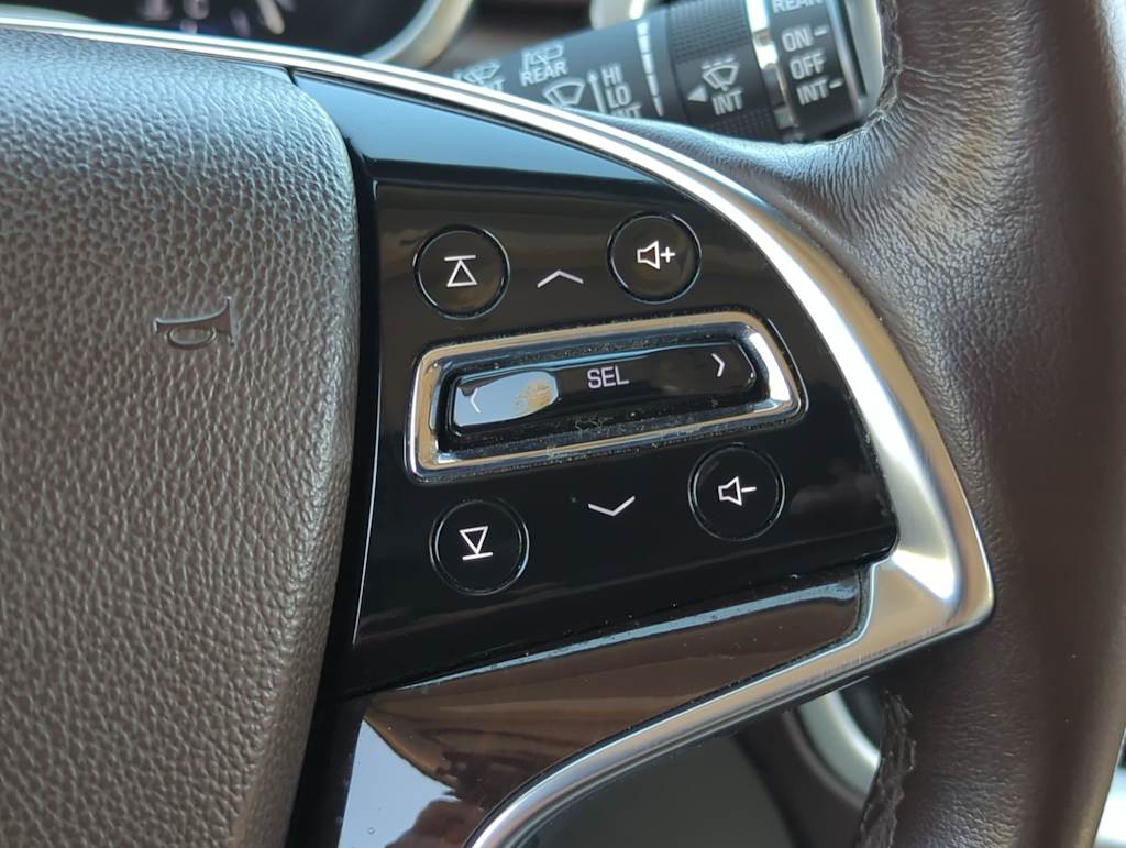 Thumbnail: 2016 Cadillac SRX - 32