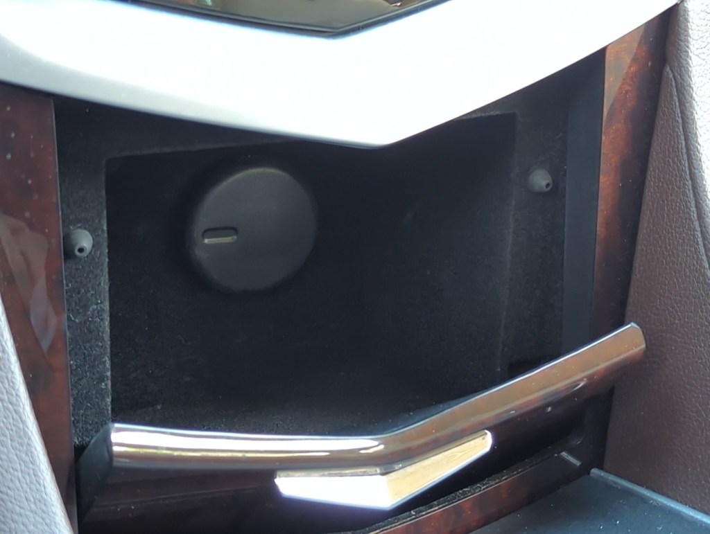 Thumbnail: 2016 Cadillac SRX - 37