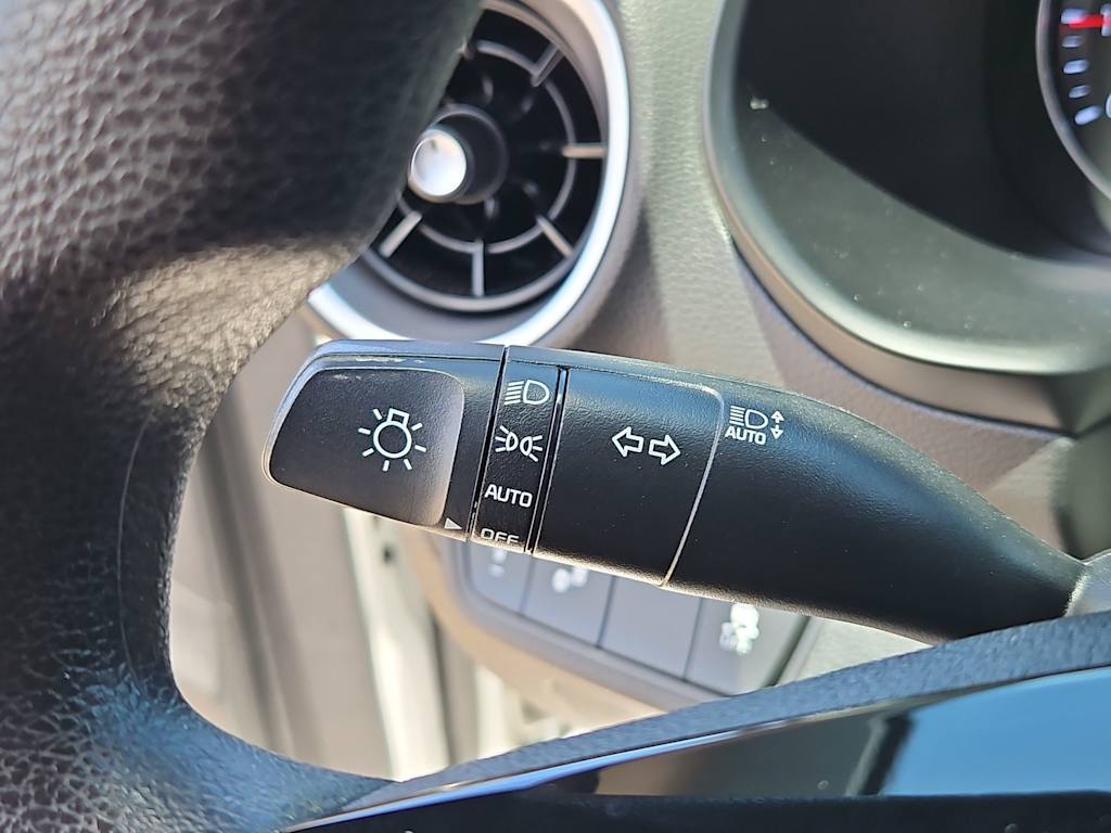 Thumbnail: 2024 Kia Forte - 31