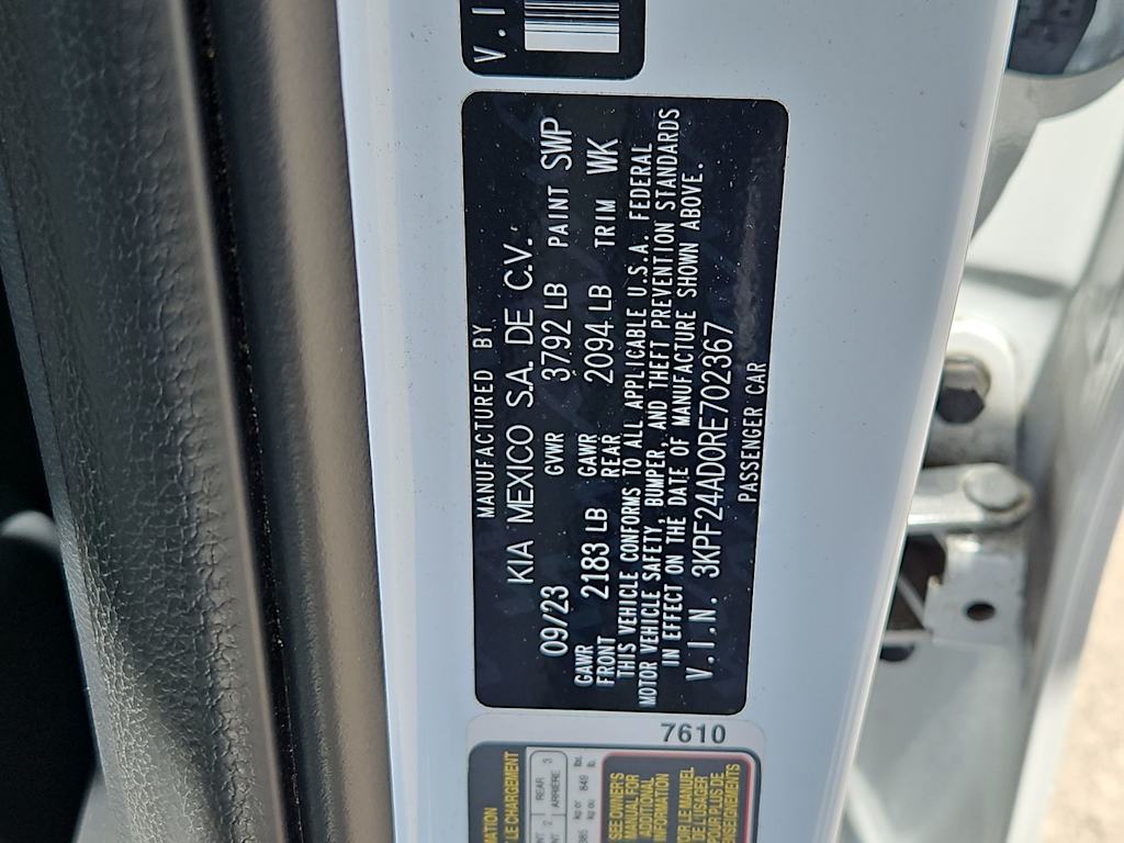 Thumbnail: 2024 Kia Forte - 18