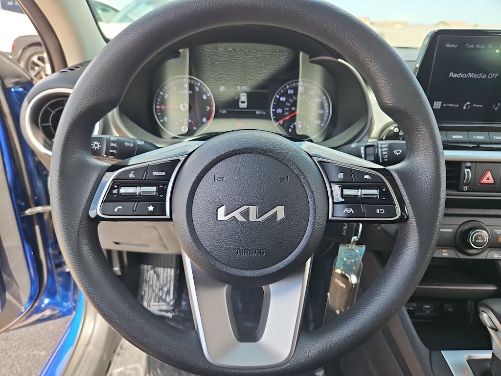 Thumbnail: 2024 Kia Forte - 13