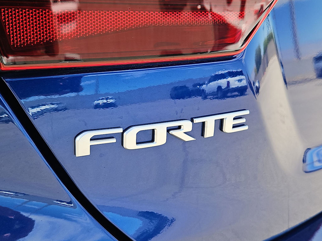 Thumbnail: 2024 Kia Forte - 24