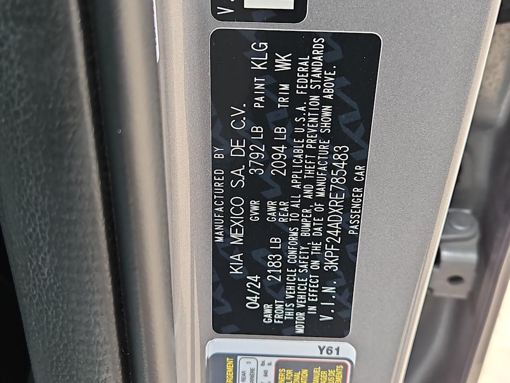 Thumbnail: 2024 Kia Forte - 18