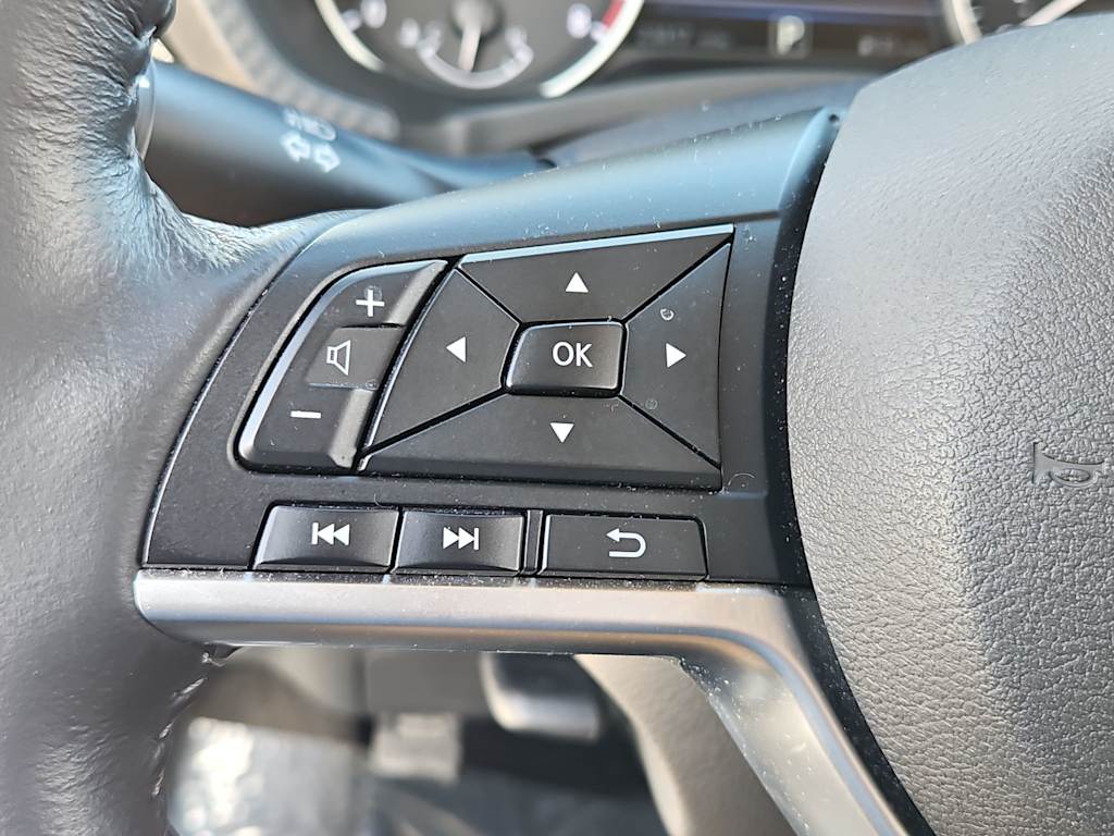 Thumbnail: 2022 Nissan Sentra - 28