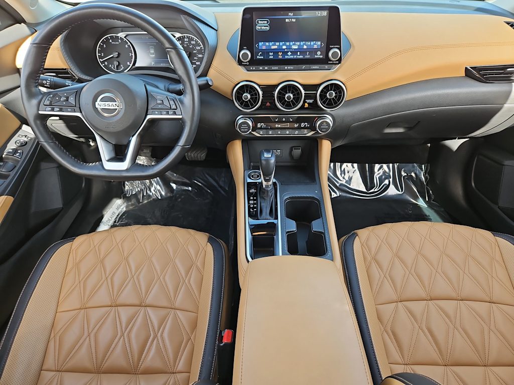 Thumbnail: 2022 Nissan Sentra - 10