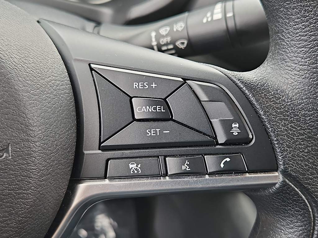 Thumbnail: 2024 Nissan Sentra - 31