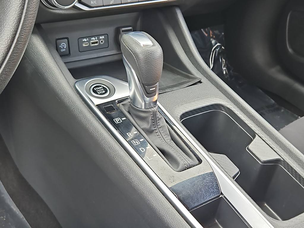 Thumbnail: 2024 Nissan Sentra - 17