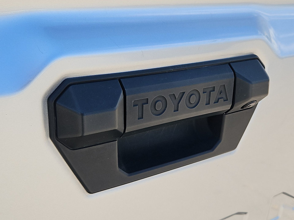 Thumbnail: 2024 Toyota Tacoma - 7