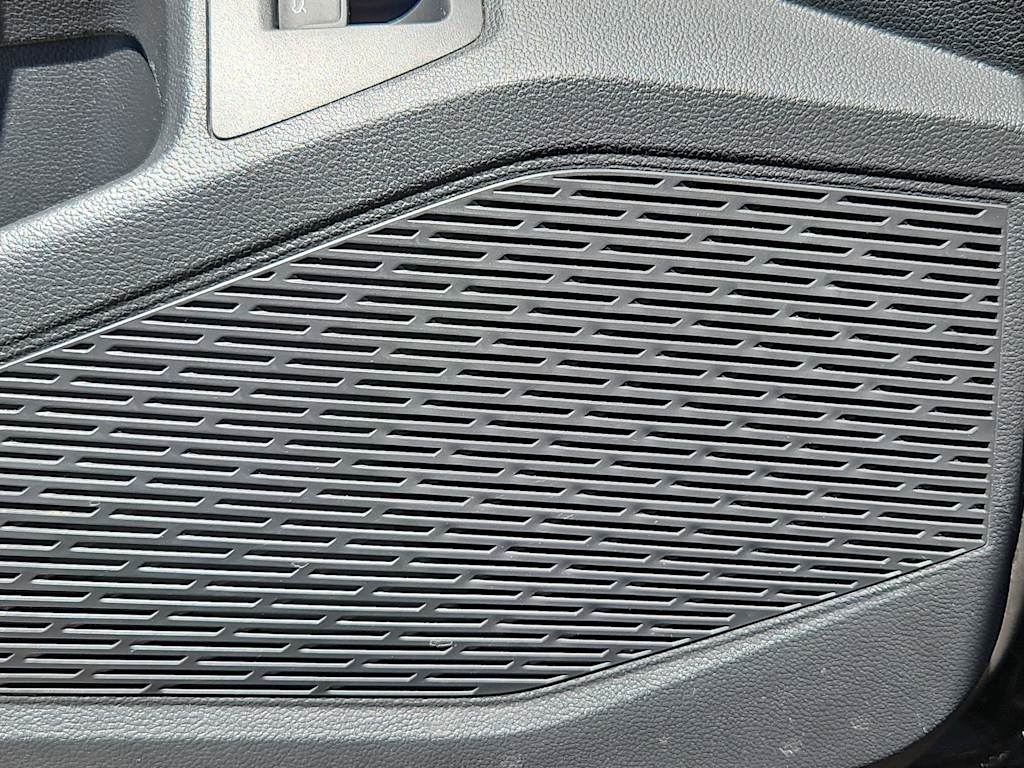 Thumbnail: 2019 Volkswagen Jetta - 33