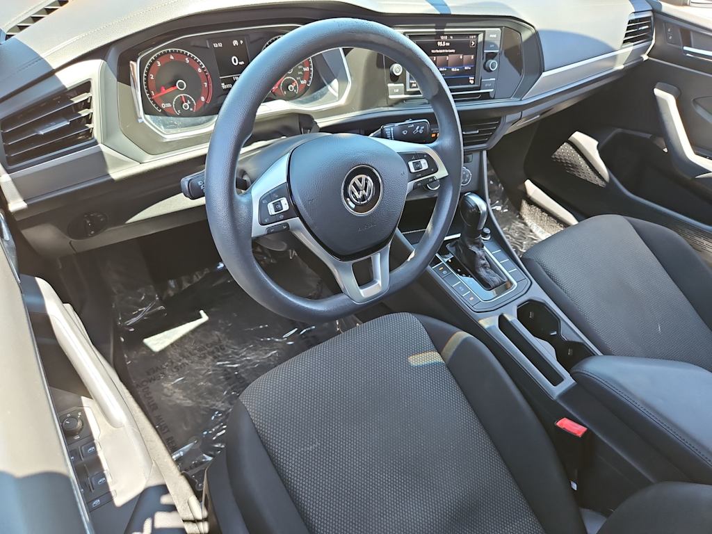 Thumbnail: 2019 Volkswagen Jetta - 2