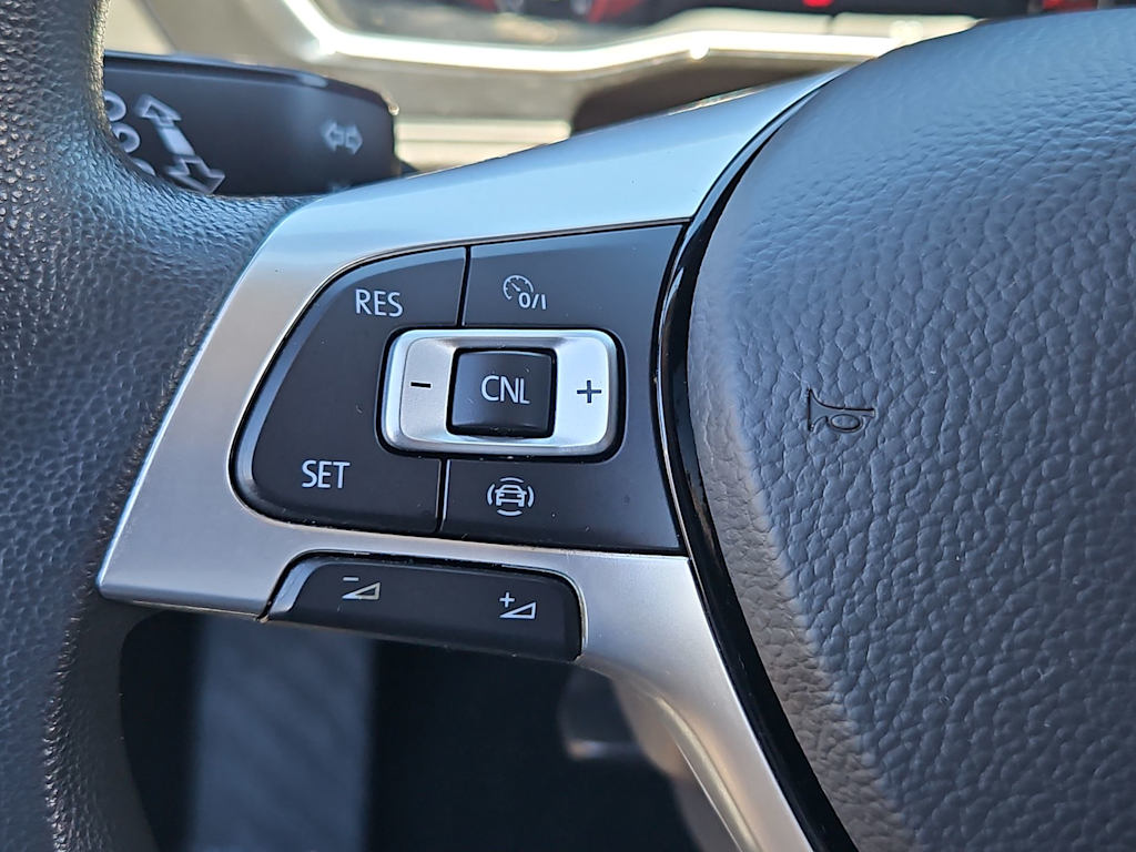 Thumbnail: 2019 Volkswagen Jetta - 28